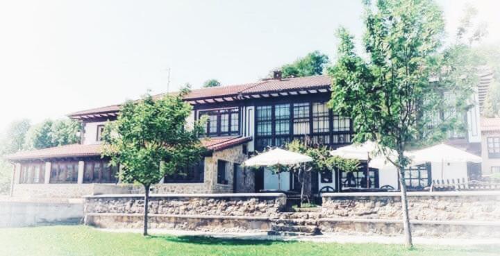 Hotel Restaurante La Carasca Orle Luaran gambar