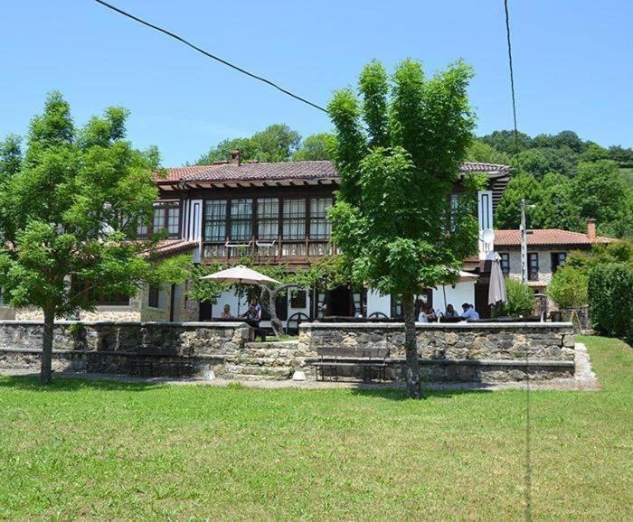 Hotel Restaurante La Carasca Orle Luaran gambar
